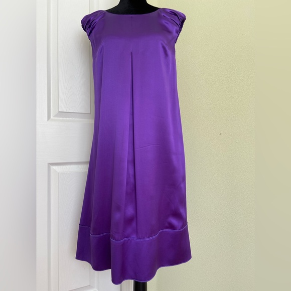 Dolce & Gabbana Royal Purple Silk Dress with Zipper in Back Size 38 - Picture 1 of 13